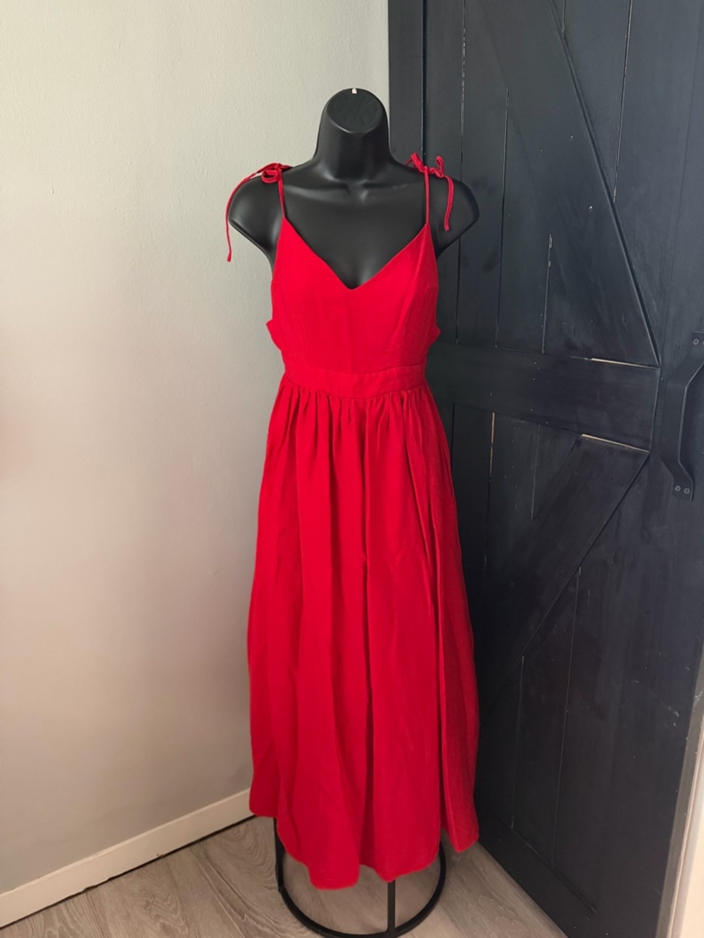 SHEIN Red Tie-Shoulder V-Neck Maxi Dress